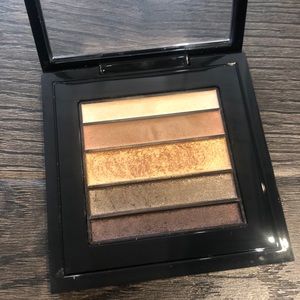 MAC Limited Edition palette